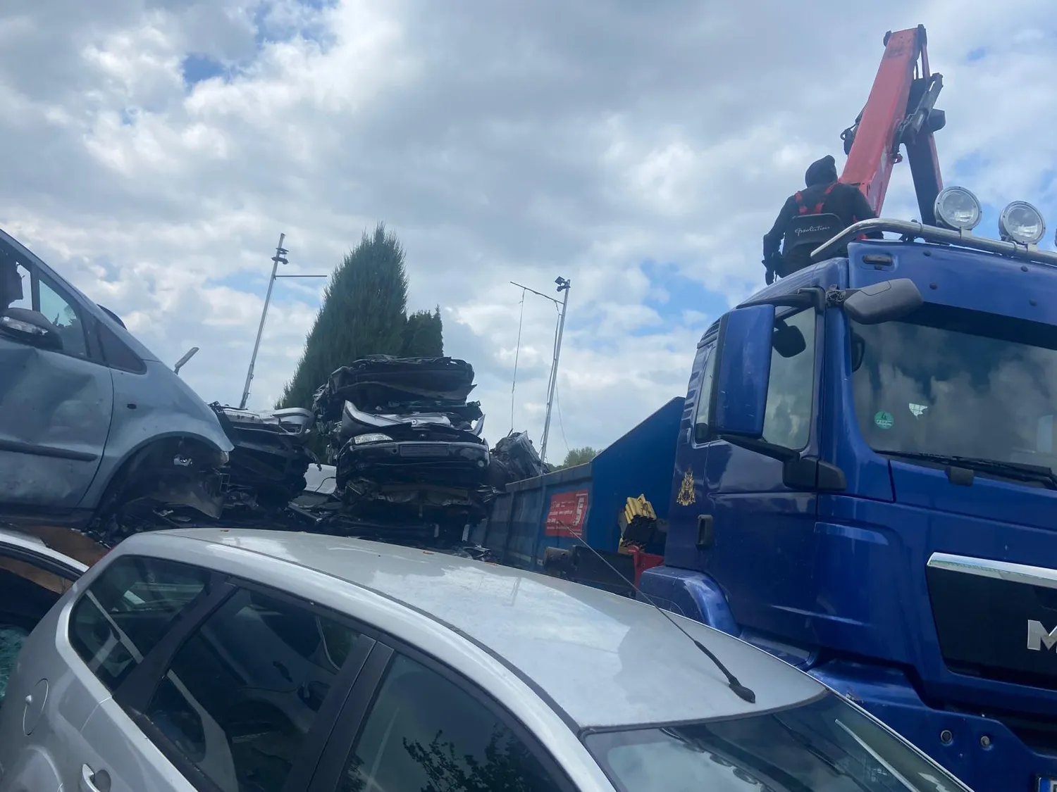 Autoverwertung Versmold GmbH - Autoverwertung 